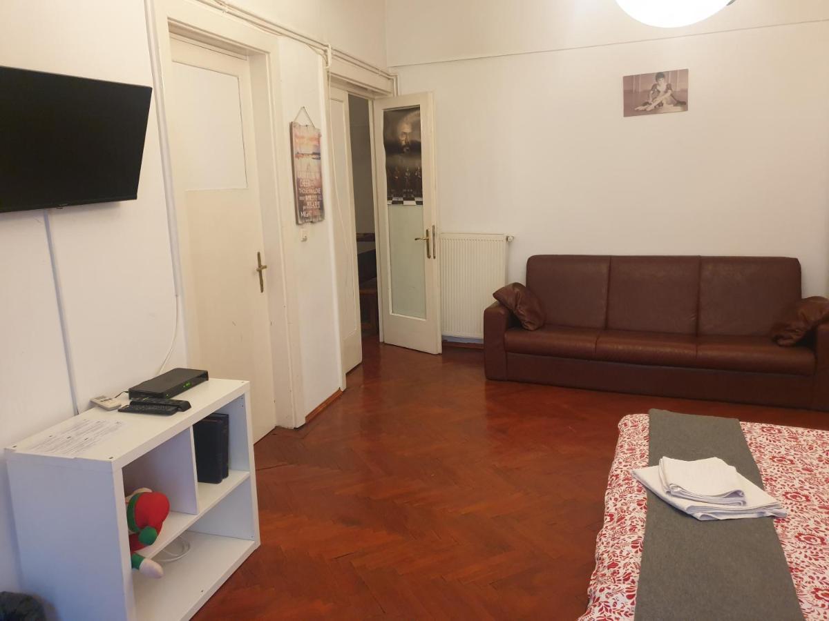 La Casa De Danel Apartment Bucharest Luaran gambar