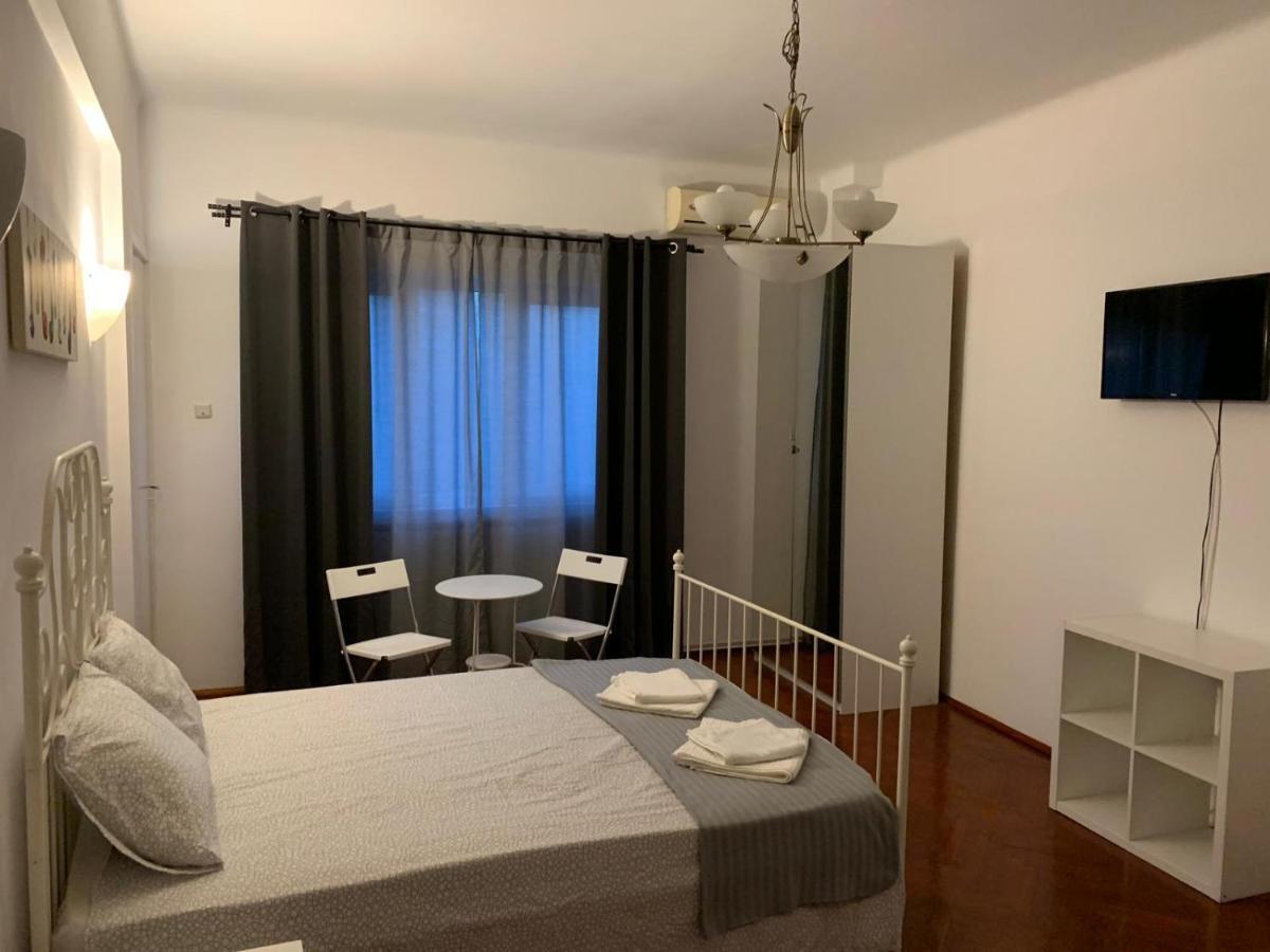 La Casa De Danel Apartment Bucharest Luaran gambar